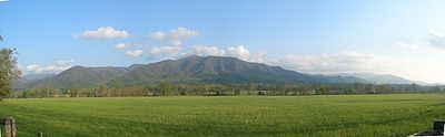 cades-cove-panorama cades-cove-panorama